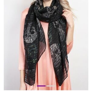 🆕☠️BLACK SKULL OVERSIZE SCARF☠️